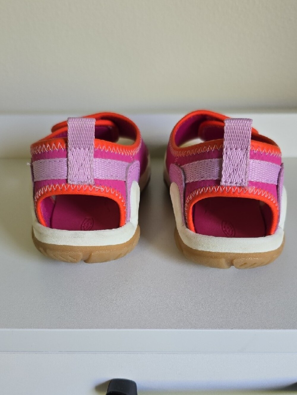 Keen EUC Kids Bright Pink & Orange Trim Hook-and-Loop Sandals Size 10 Toddler - Picture 4 of 5
